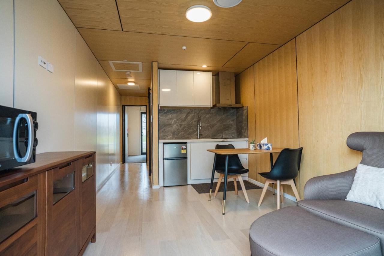 Jillylan Villa Apartment Cromwell Bagian luar foto