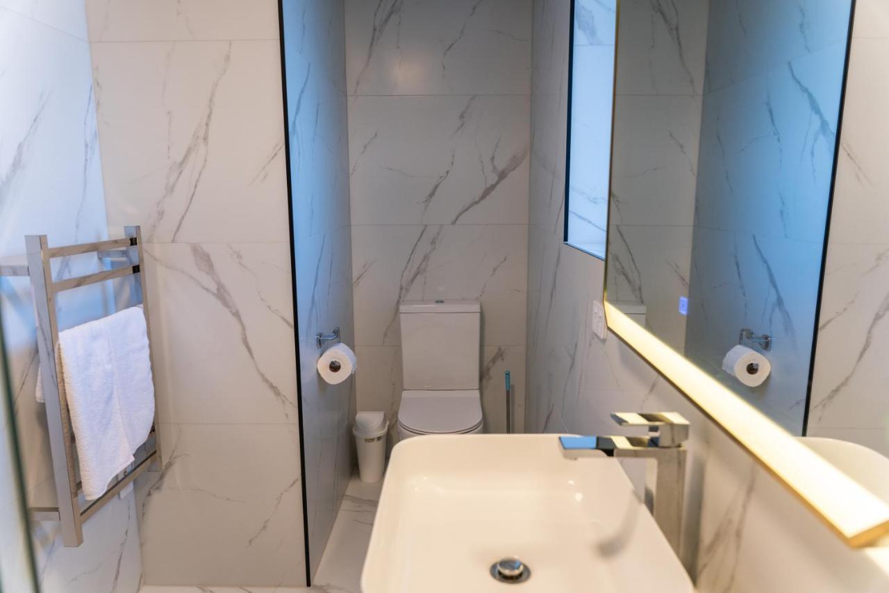 Jillylan Villa Apartment Cromwell Bagian luar foto