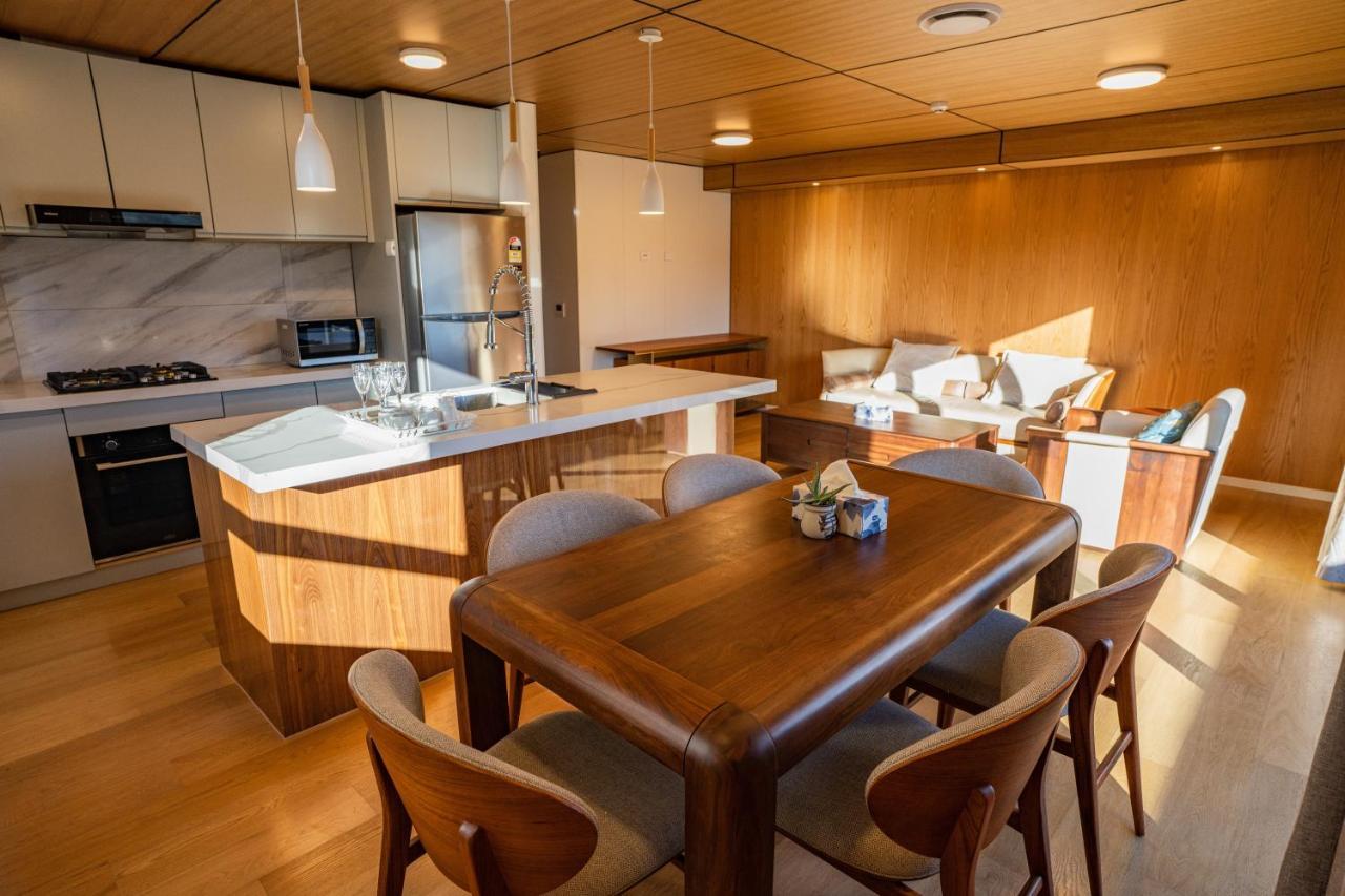 Jillylan Villa Apartment Cromwell Bagian luar foto