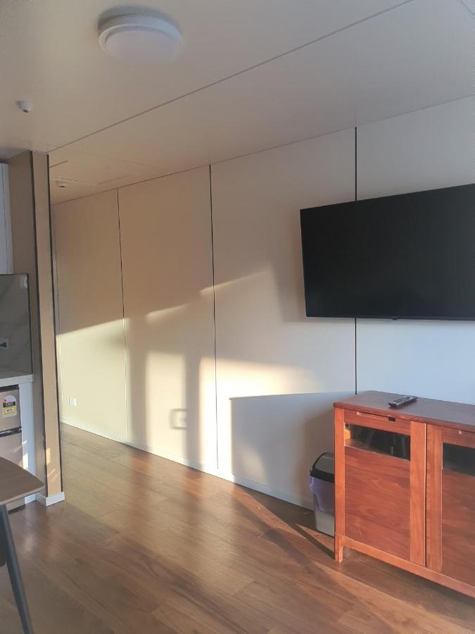 Jillylan Villa Apartment Cromwell Bagian luar foto