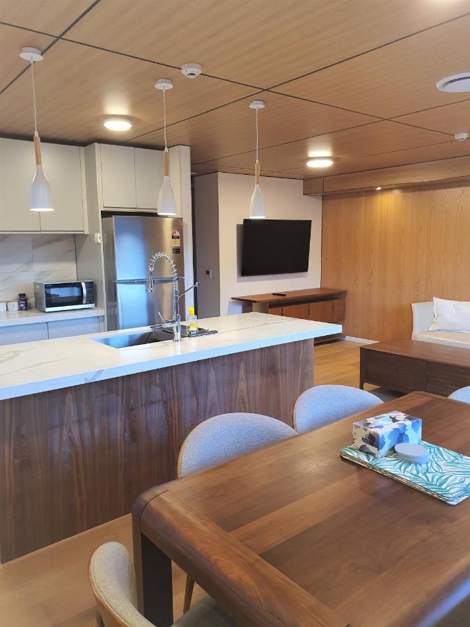 Jillylan Villa Apartment Cromwell Bagian luar foto